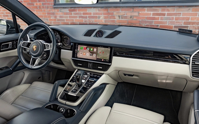 Porsche Cayenne cena 299900 przebieg: 91681, rok produkcji 2019 z Golczewo małe 781